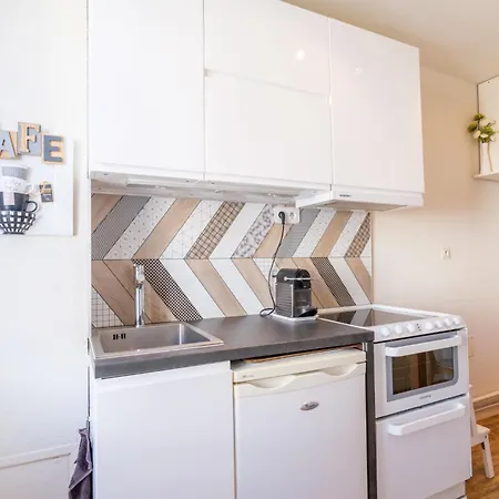 Appartamento Beatrice By Interhome